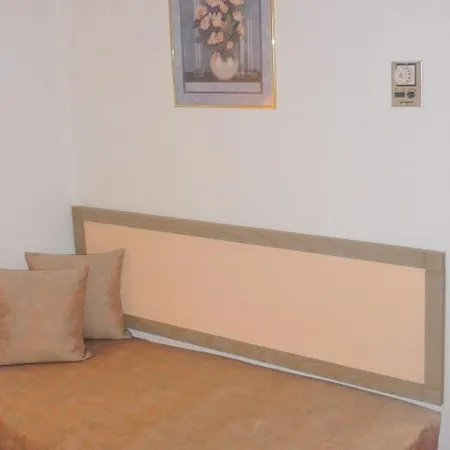 Rainbow Hotel 2*