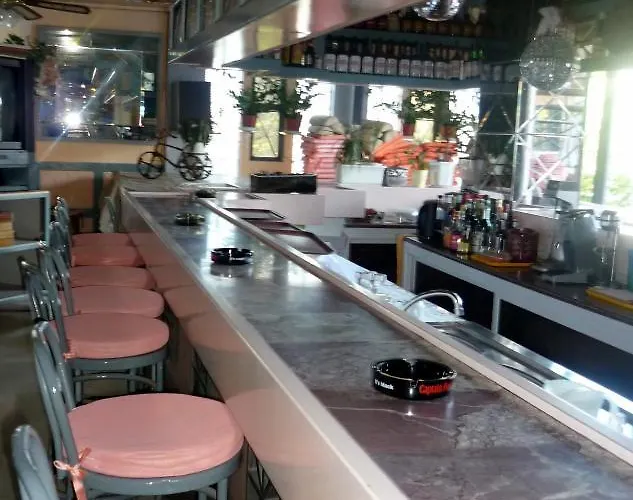 Rainbow Otel Rhodes City