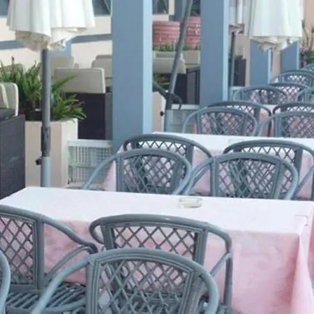 Hotel Rainbow 2*